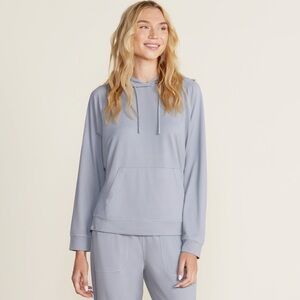 NWT Barefoot Dreams Malibu Collection Butterchic Hoodie Moonbeam.      21